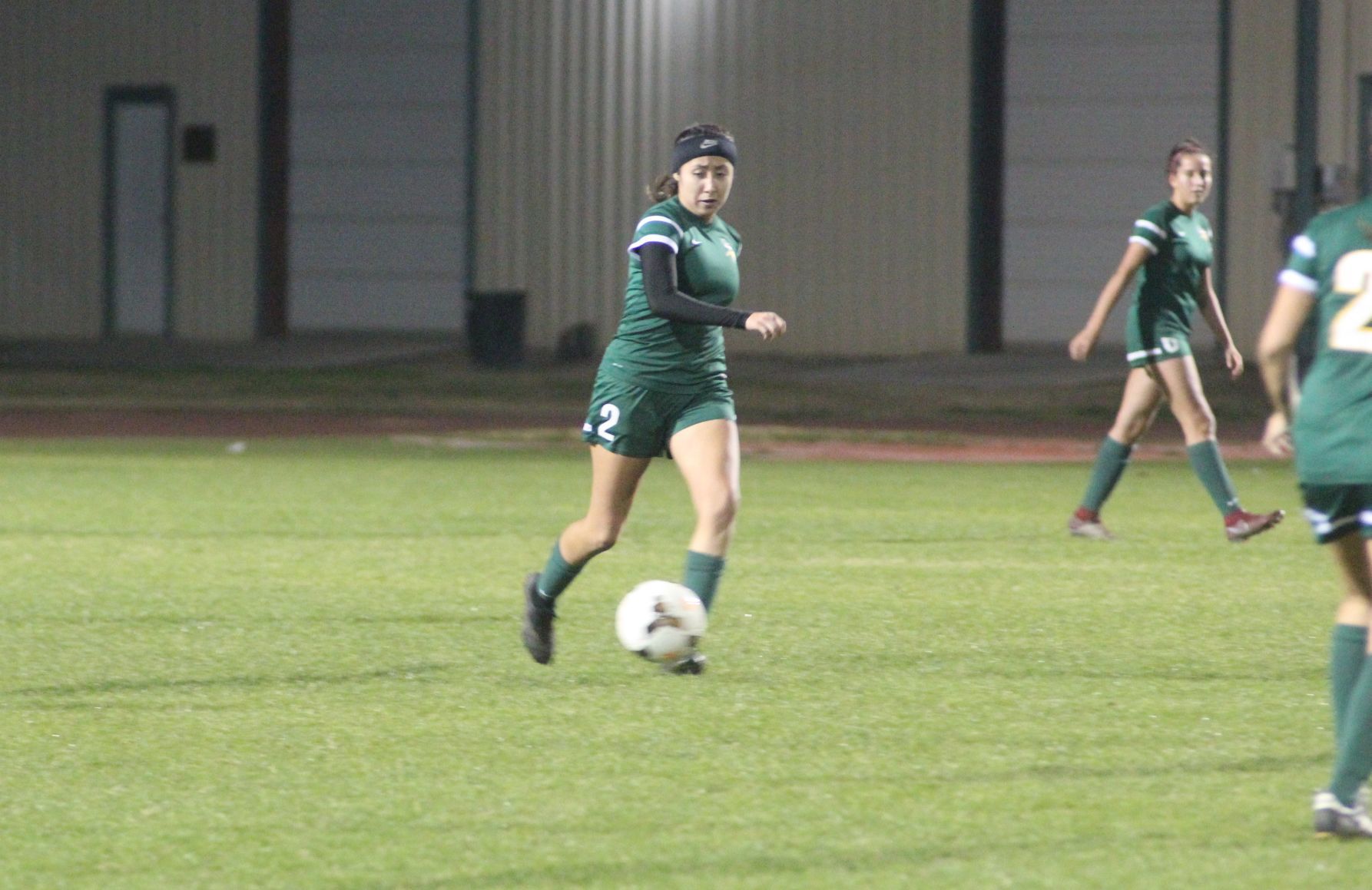 Kingsburg shuts out Dinuba